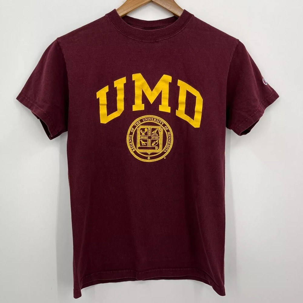 Champion UMD University of Minnesota Duluth T-Shirt Maroon Mens Small